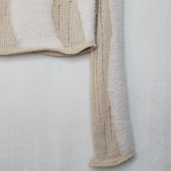 ASOS Knit Sheer Fuzzy Wavy Crop Sweater Size 6 - Picture 4 of 9